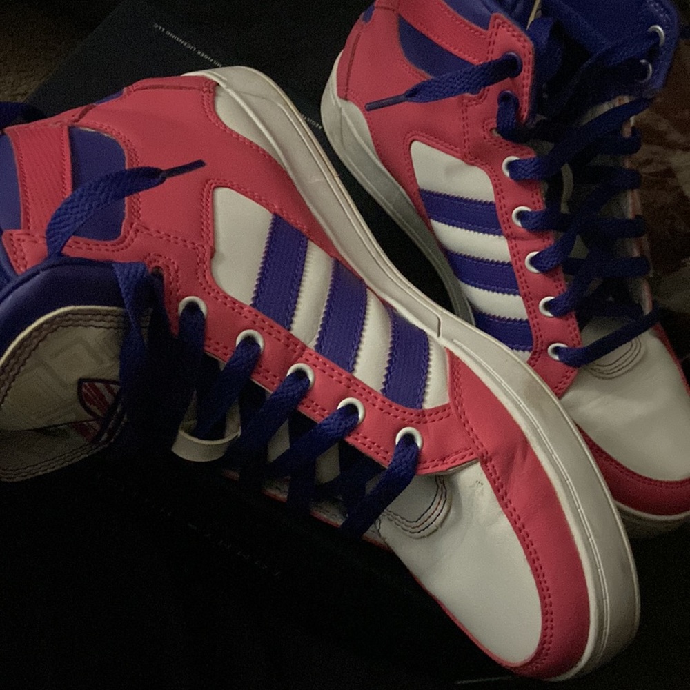 Adidas - Picture 3 of 3